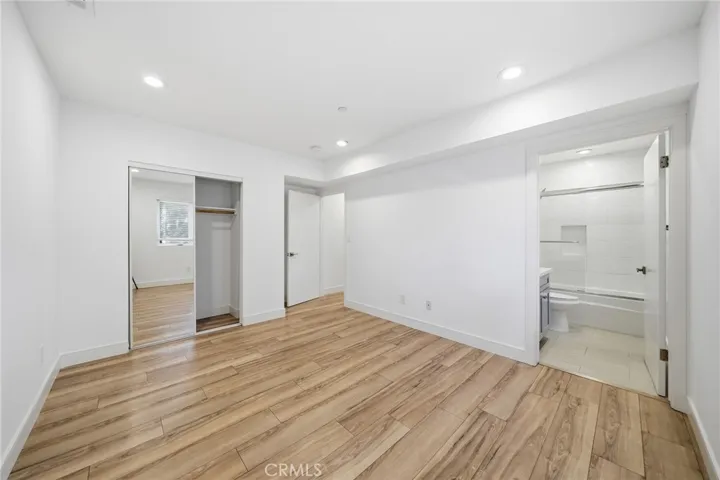 1233 W 39th, Los Angeles, California 90037