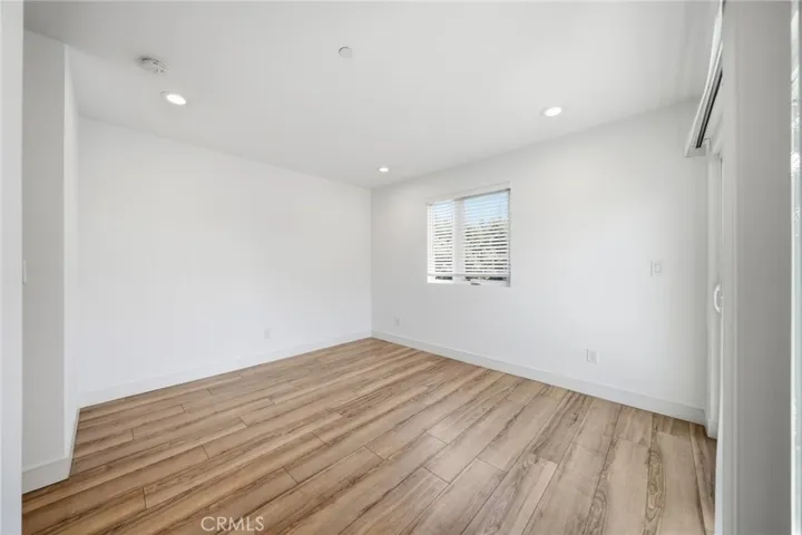 1233 W 39th, Los Angeles, California 90037