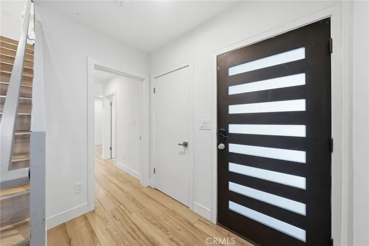 1233 W 39th, Los Angeles, California 90037