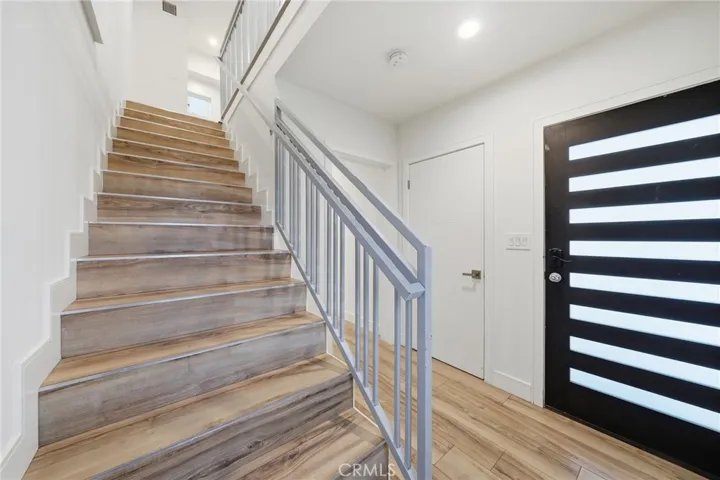 1233 W 39th, Los Angeles, California 90037