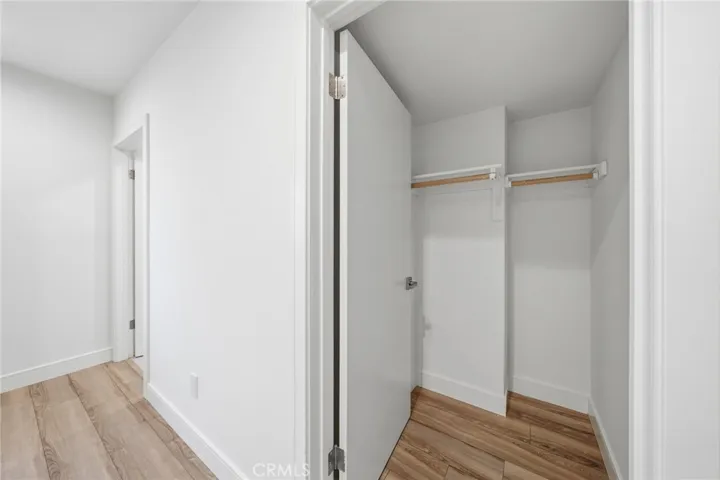 1233 W 39th, Los Angeles, California 90037