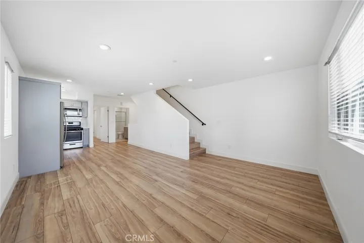 1233 W 39th, Los Angeles, California 90037