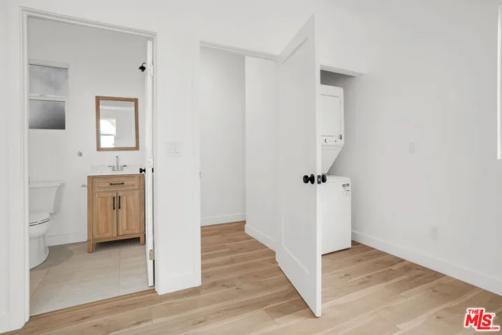 2923 Marsh Street 2, Los Angeles, California 90039