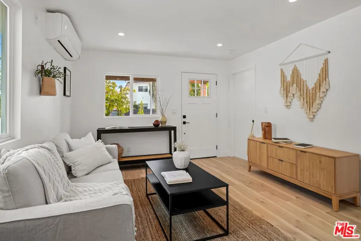 2923 Marsh Street 2, Los Angeles, California 90039