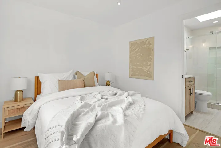2923 Marsh Street 2, Los Angeles, California 90039