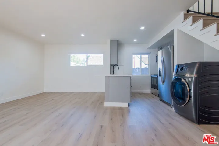 2757 Andreo Avenue 7, Torrance, California 90501