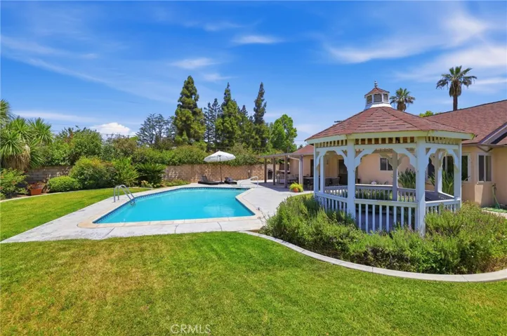 151 E Hilton Ave, Redlands, California 92373