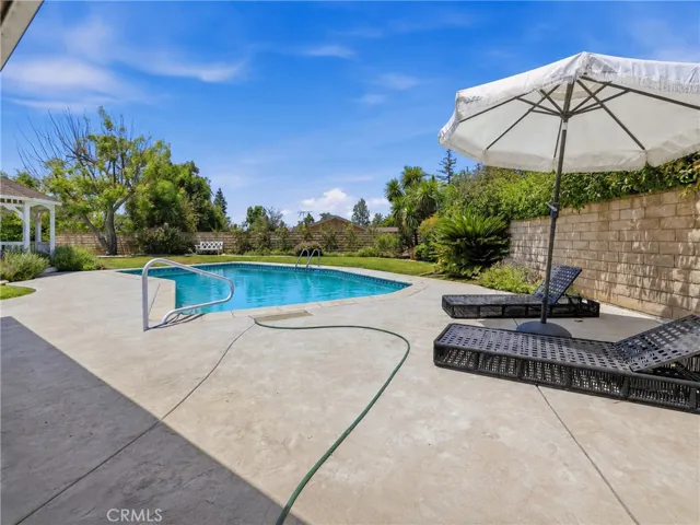 151 E Hilton Ave, Redlands, California 92373