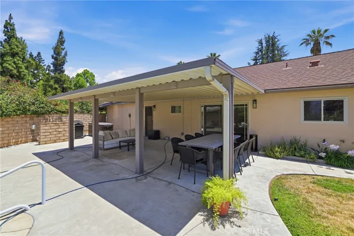 151 E Hilton Ave, Redlands, California 92373