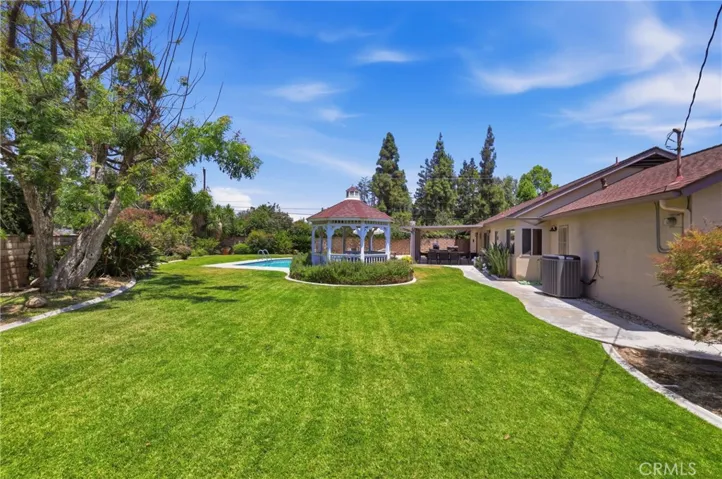 151 E Hilton Ave, Redlands, California 92373