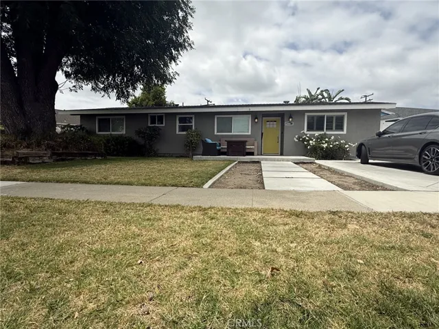 2447 Clarke, Fullerton, California 92831