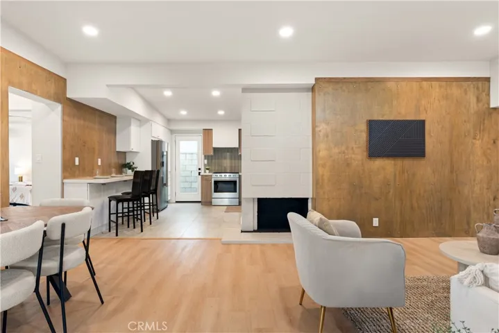 530 W Elm Avenue, Fullerton, California 92832