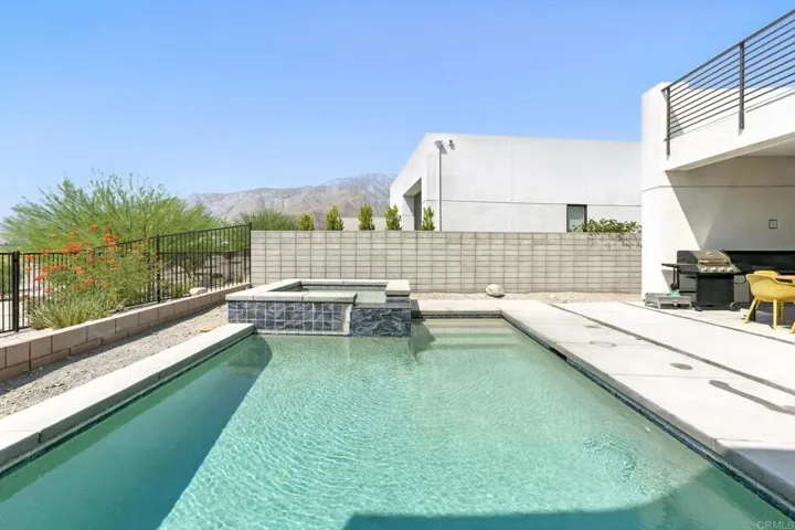 455 Palladium Boulevard, Palm Springs, California 92262