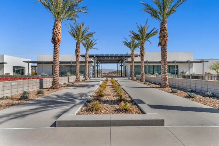 455 Palladium Boulevard, Palm Springs, California 92262