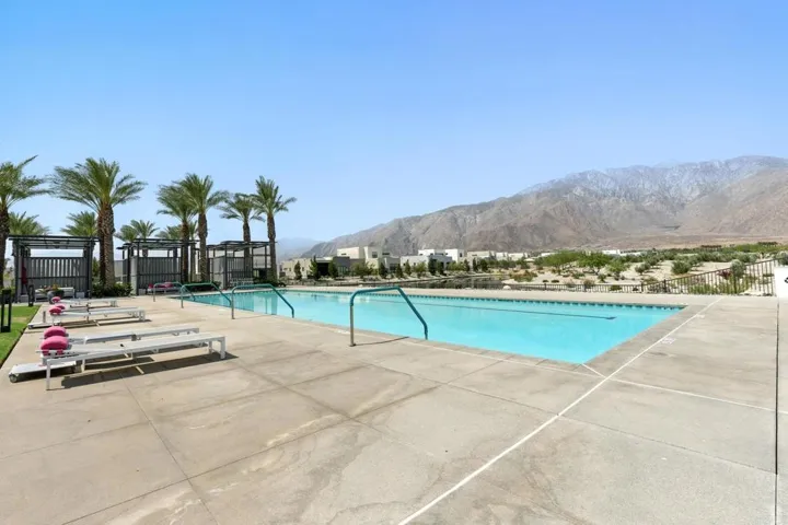 455 Palladium Boulevard, Palm Springs, California 92262