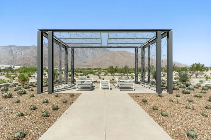455 Palladium Boulevard, Palm Springs, California 92262