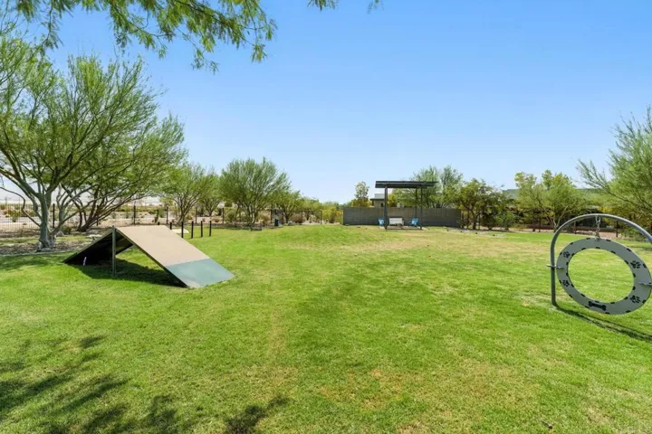 455 Palladium Boulevard, Palm Springs, California 92262