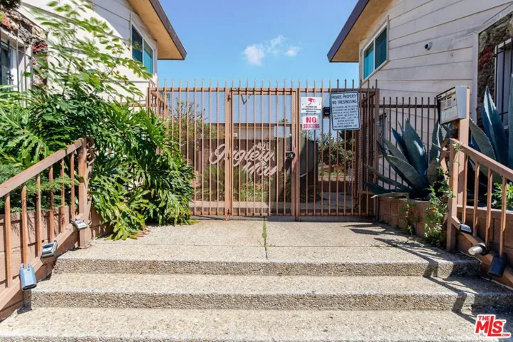 420 N Market Street 15, Inglewood, California 90302