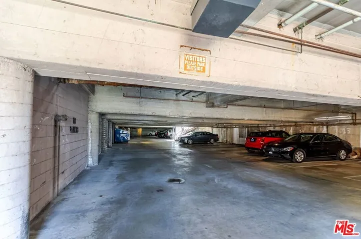 420 N Market Street 15, Inglewood, California 90302