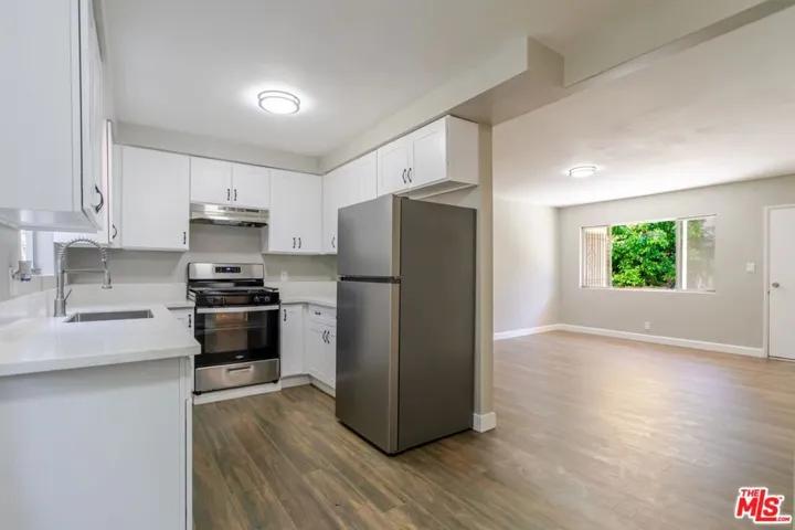 420 N Market Street 15, Inglewood, California 90302