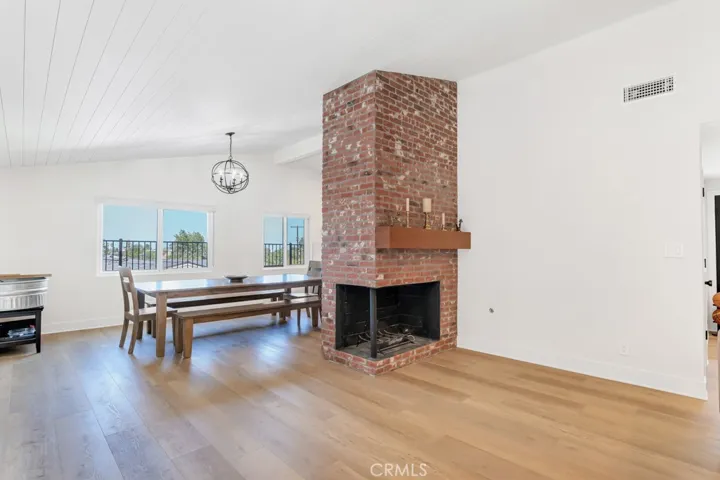 20509 Rhoda, Woodland Hills, California 91367