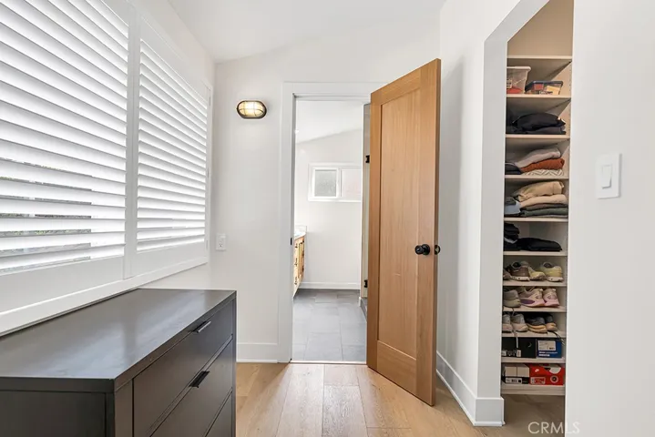 20509 Rhoda, Woodland Hills, California 91367