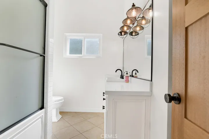 20509 Rhoda, Woodland Hills, California 91367