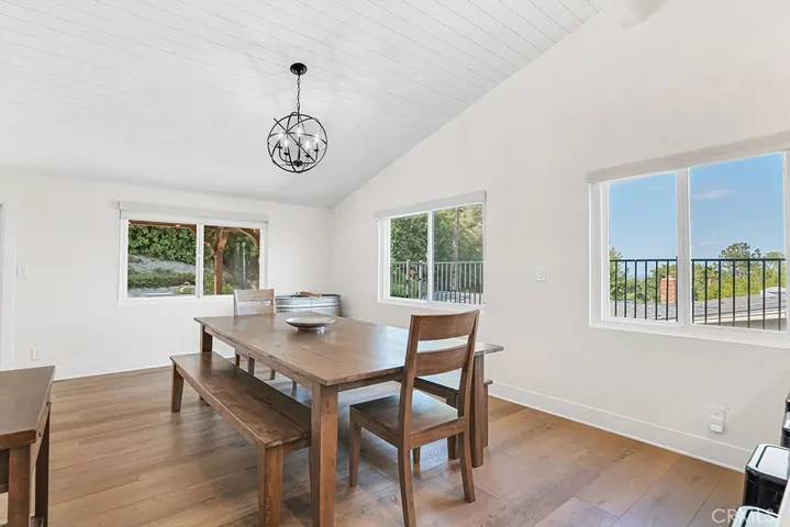 20509 Rhoda, Woodland Hills, California 91367