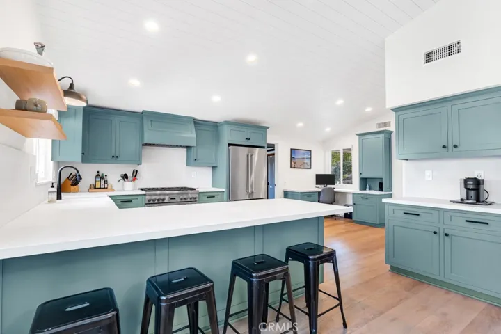 20509 Rhoda, Woodland Hills, California 91367