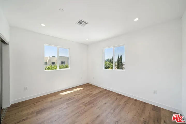 6336 Beck Avenue 2, North Hollywood, California 91606