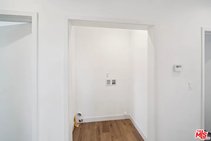6336 Beck Avenue 2, North Hollywood, California 91606