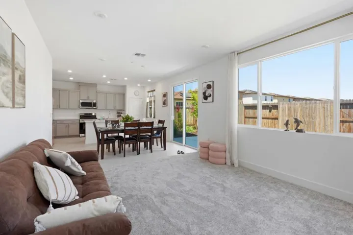2116 Willa Grace Avenue, Manteca, California 95337