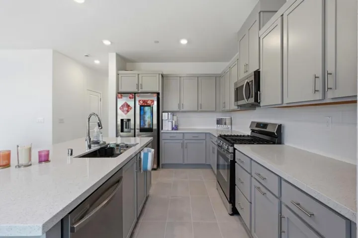 2116 Willa Grace Avenue, Manteca, California 95337