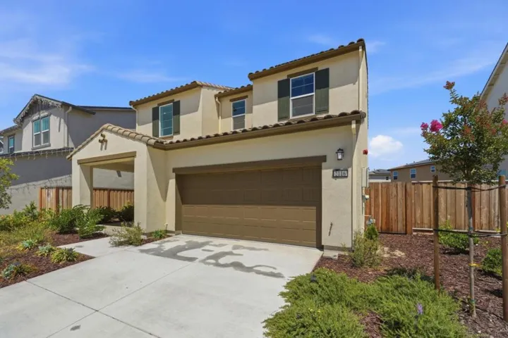 2116 Willa Grace Avenue, Manteca, California 95337