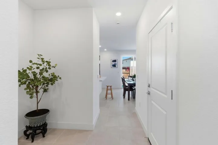 2116 Willa Grace Avenue, Manteca, California 95337