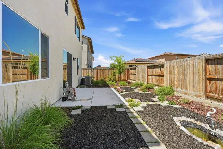 2116 Willa Grace Avenue, Manteca, California 95337
