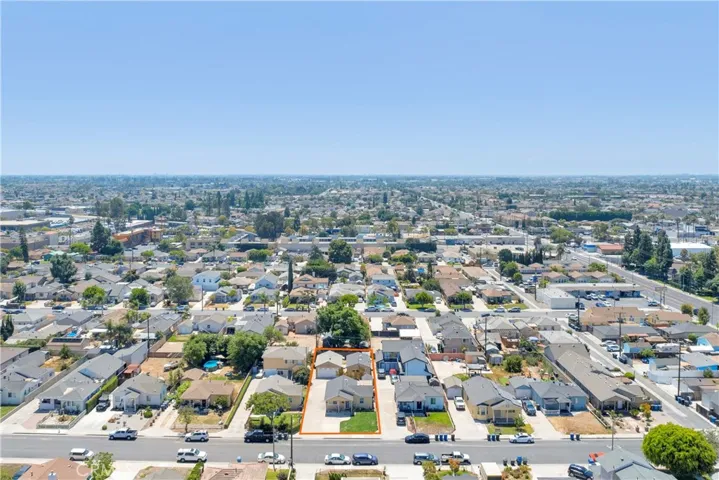 5572 Saint Ann Avenue, Cypress, California 90630