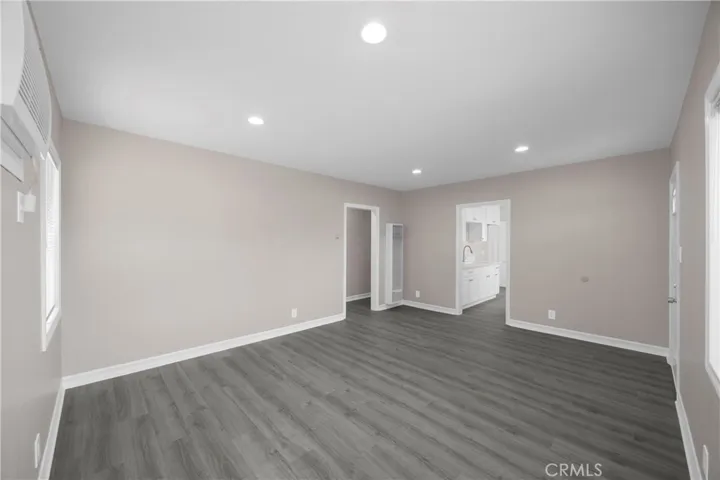 5572 Saint Ann Avenue, Cypress, California 90630