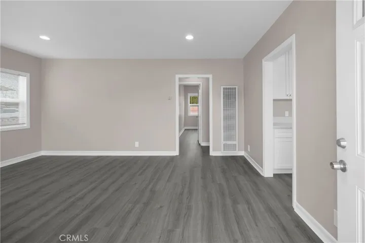 5572 Saint Ann Avenue, Cypress, California 90630