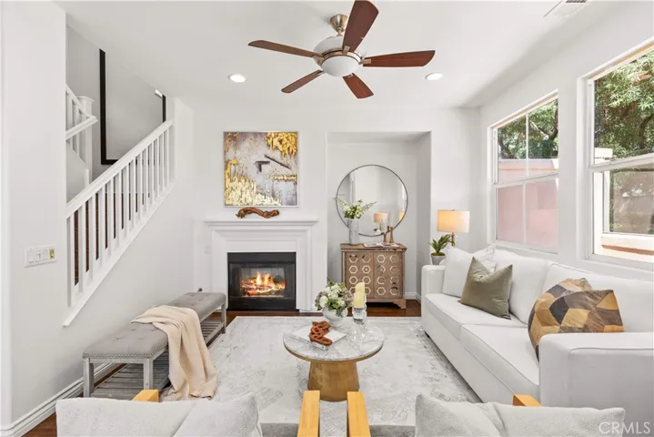 40 Trailing Vine, Irvine, California 92602