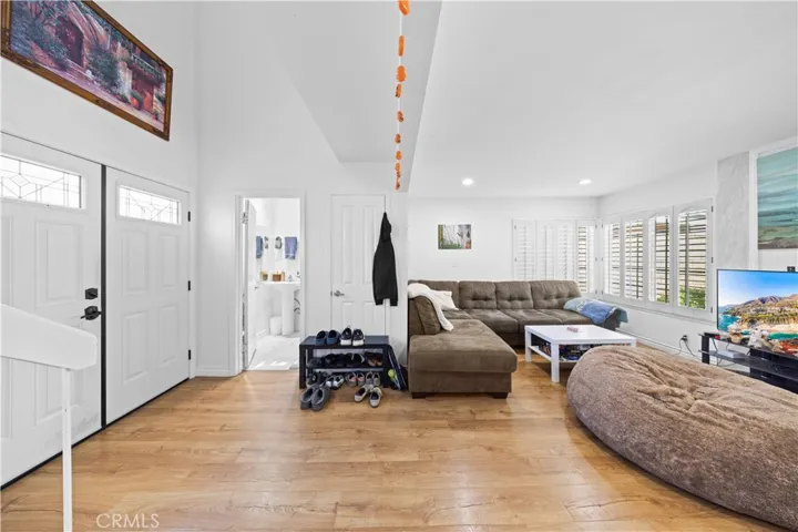 17612 Webster Avenue, Irvine, California 92614