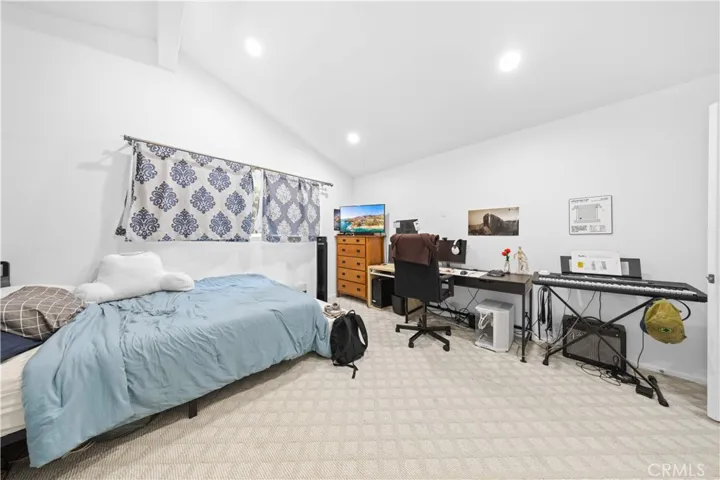 17612 Webster Avenue, Irvine, California 92614