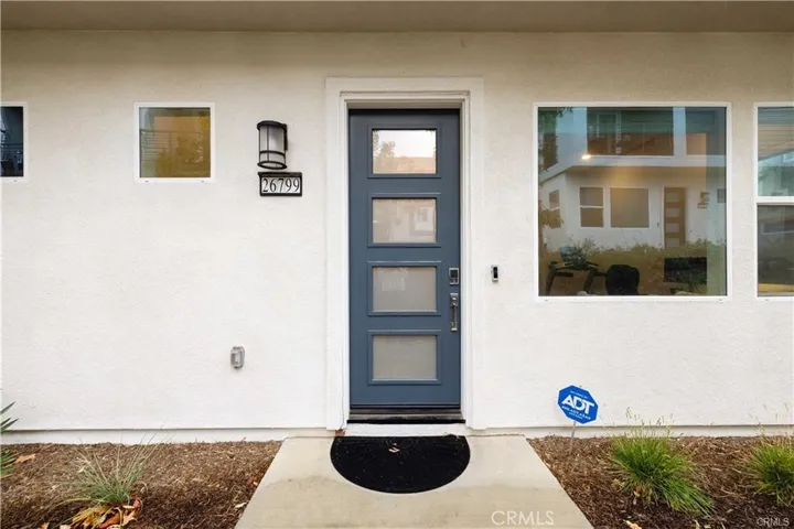 26799 Keystone Loop, Valencia, California 91381