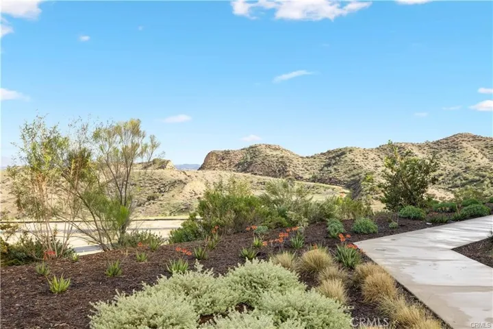 26799 Keystone Loop, Valencia, California 91381