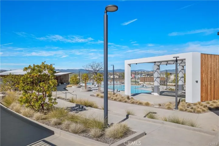 26799 Keystone Loop, Valencia, California 91381