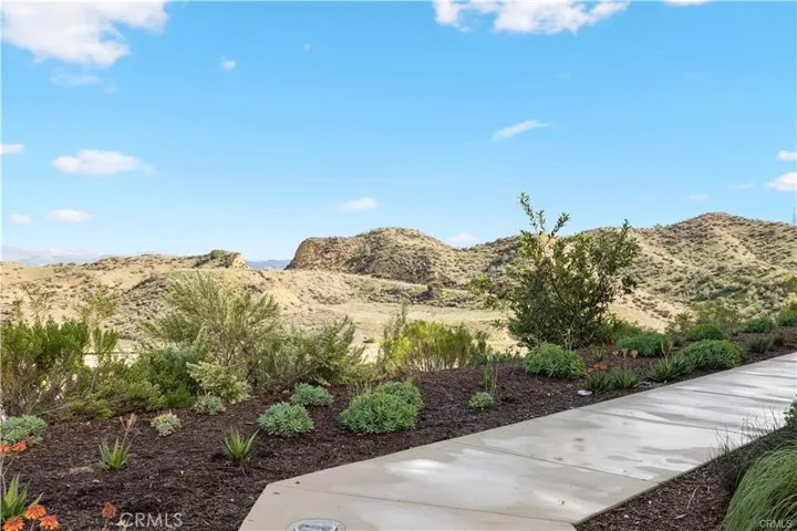 26799 Keystone Loop, Valencia, California 91381