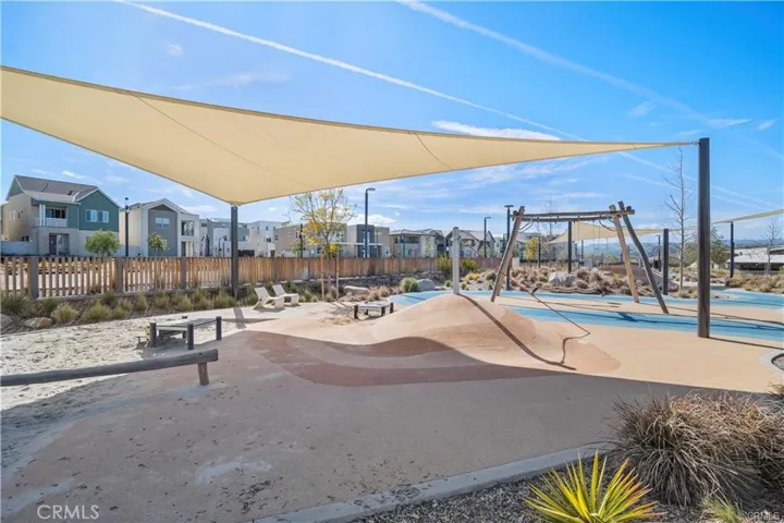 26799 Keystone Loop, Valencia, California 91381