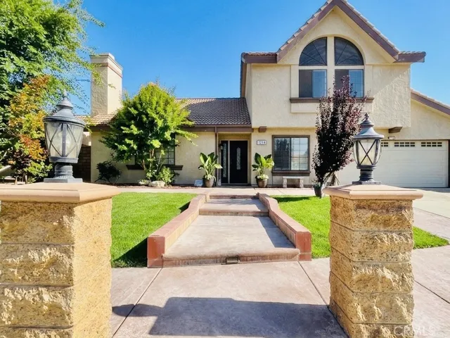 37763 52nd E, Palmdale, California 93552