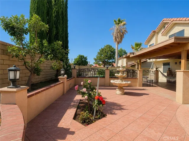37763 52nd E, Palmdale, California 93552