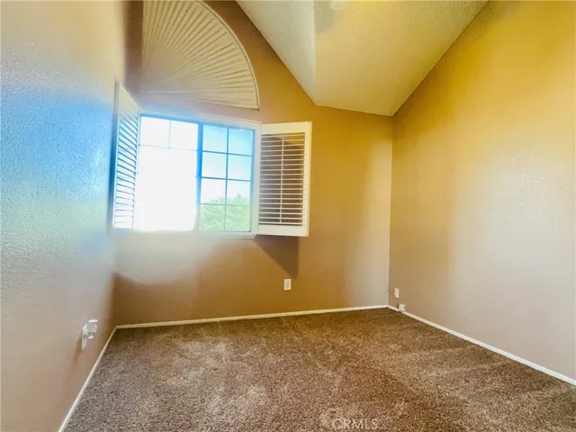 37763 52nd E, Palmdale, California 93552